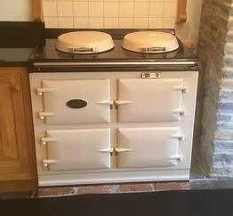 3 oven Cream, 13 Amp
